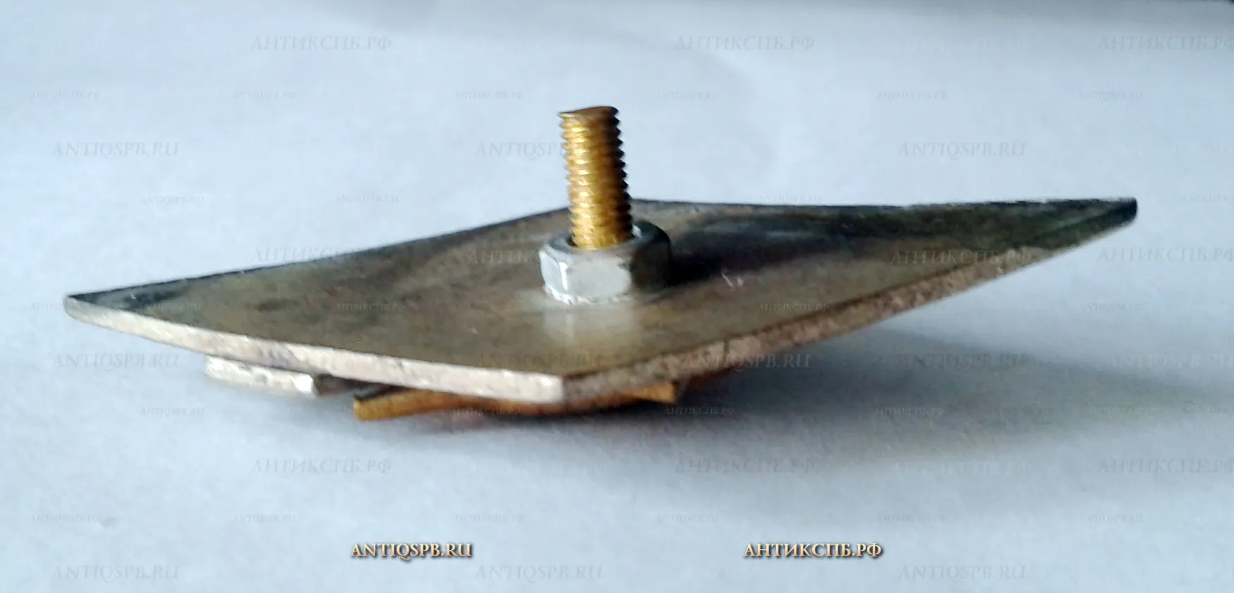 Знак ромб об окончании ВВА им Гагарина. Военно-воздушная Академия. №44